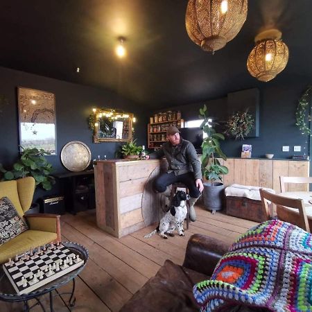 The Oaks Glamping - Pips Cabin Colkirk Dış mekan fotoğraf